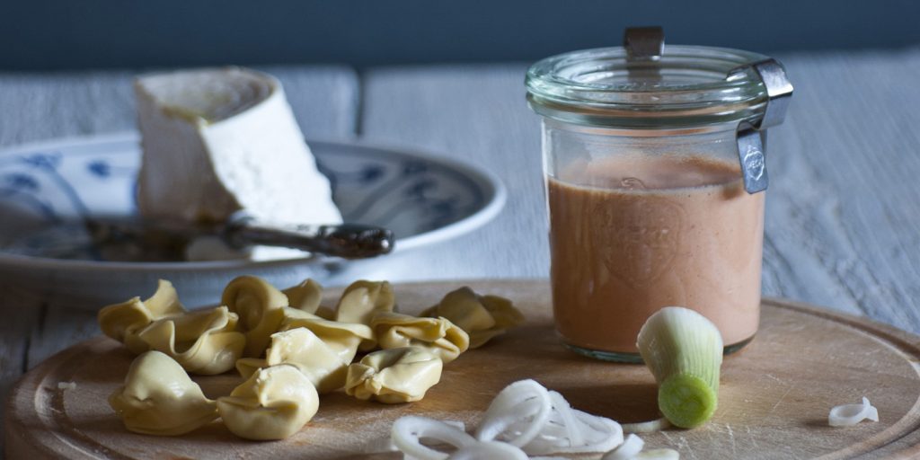 Tortellini_ricotta_spinaci_crema_di_pomodori